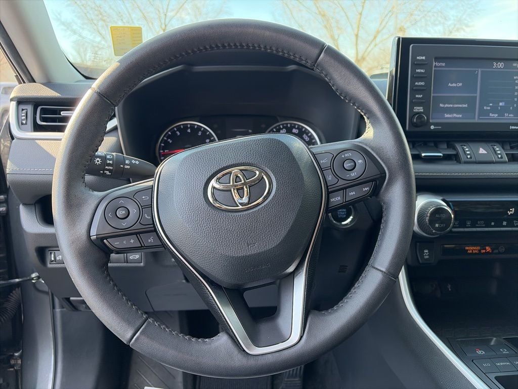 2021 Toyota RAV4 XLE Premium 1-OWNER