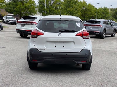 2020 Nissan Kicks S