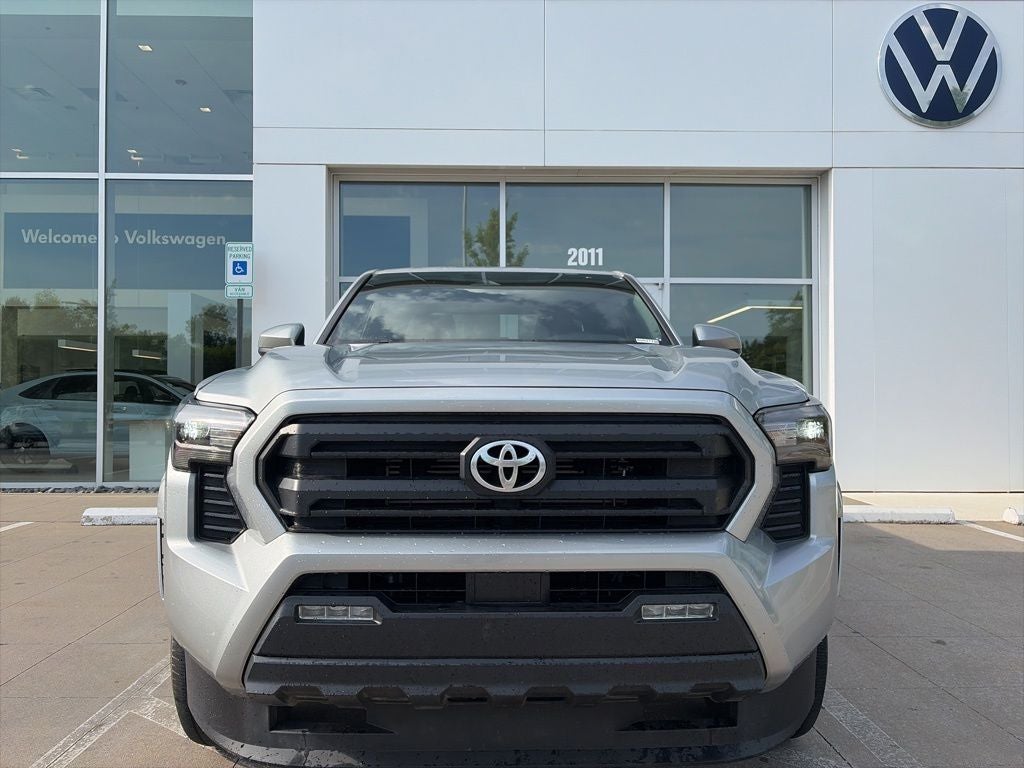 2024 Toyota Tacoma SR5 4x4