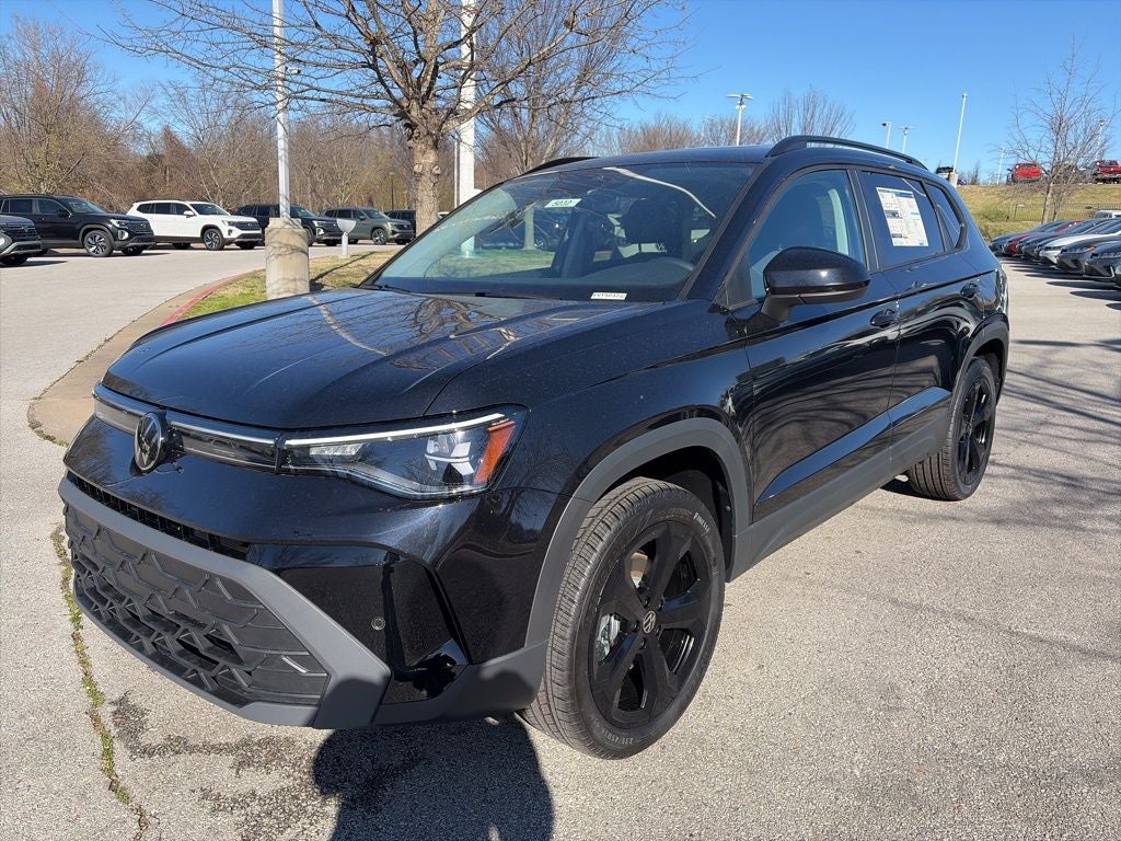 2026 Volkswagen Taos 1.5T SE Black