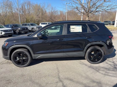 2026 Volkswagen Taos 1.5T SE Black