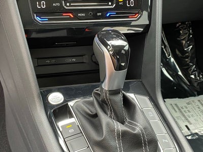 2026 Volkswagen Taos 1.5T SE Black