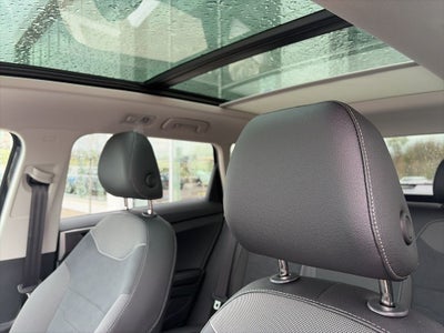 2026 Volkswagen Taos 1.5T SE Black