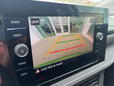 2026 Volkswagen Taos 1.5T SE Black