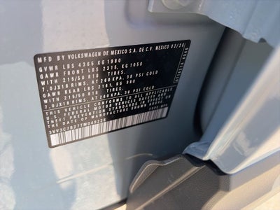 2026 Volkswagen Taos 1.5T SE Black