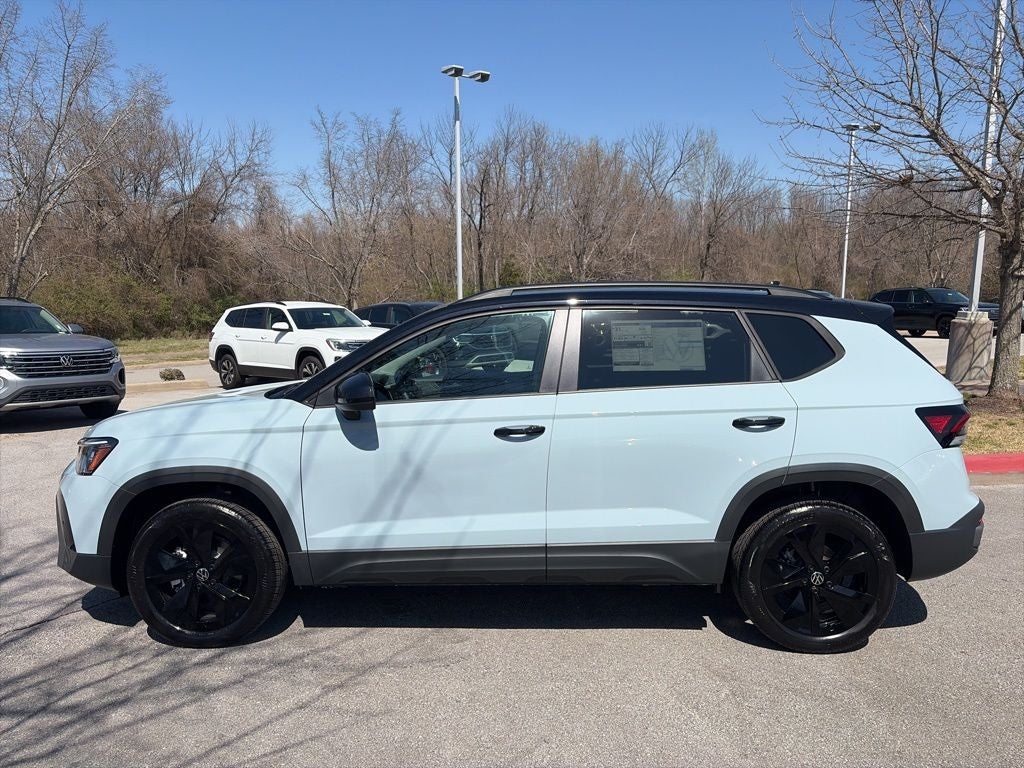 2026 Volkswagen Taos 1.5T SE Black