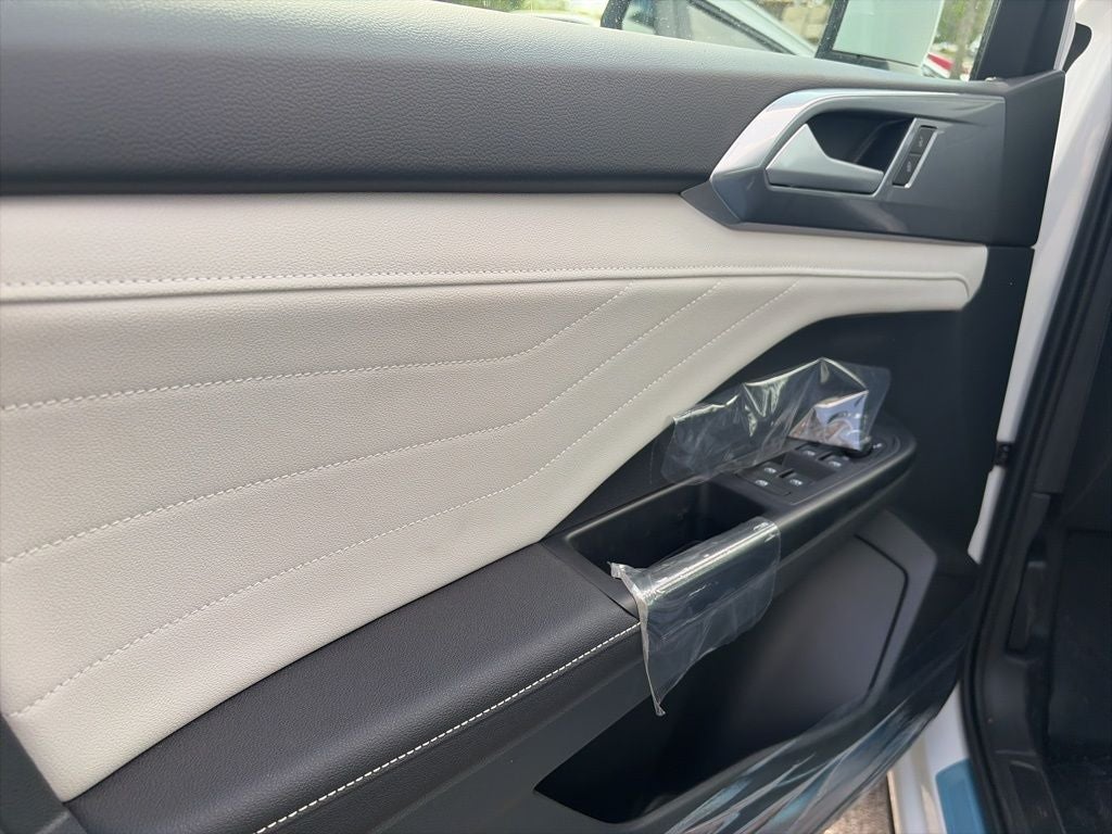 2026 Volkswagen Taos 1.5T SEL