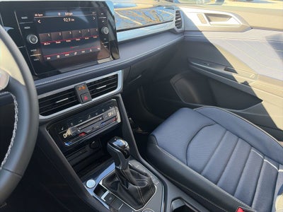 2026 Volkswagen Taos 1.5T SEL