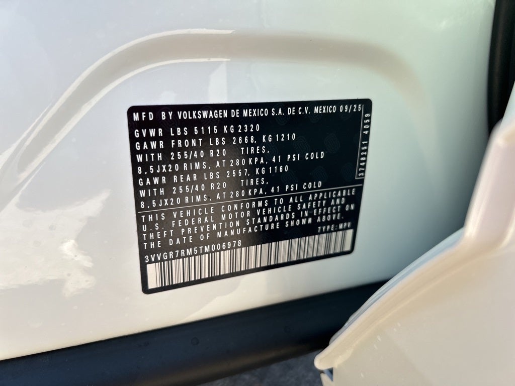 2026 Volkswagen Tiguan 2.0T SE R-Line Black