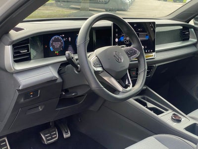 2025 Volkswagen Tiguan 2.0T SE R-Line Black