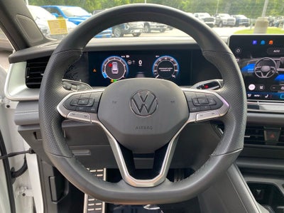 2025 Volkswagen Tiguan 2.0T SE R-Line Black