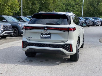 2026 Volkswagen Tiguan 2.0T SE R-Line Black