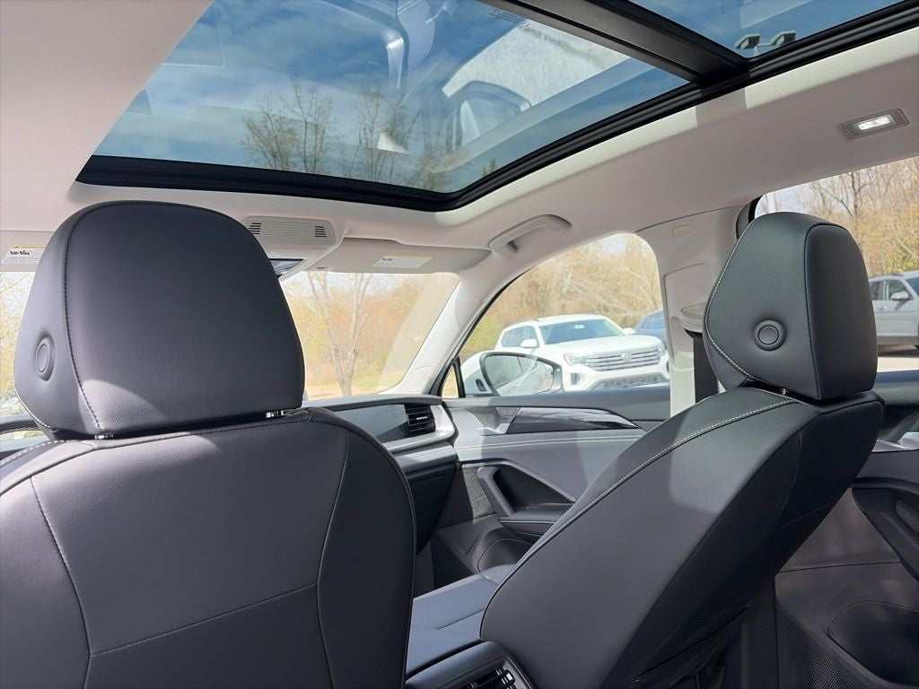 2026 Volkswagen Tiguan 2.0T SE