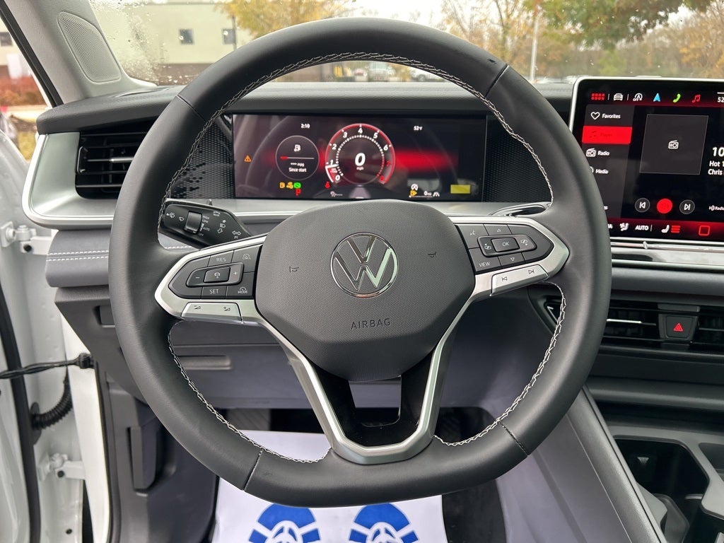 2025 Volkswagen Tiguan 2.0T SE