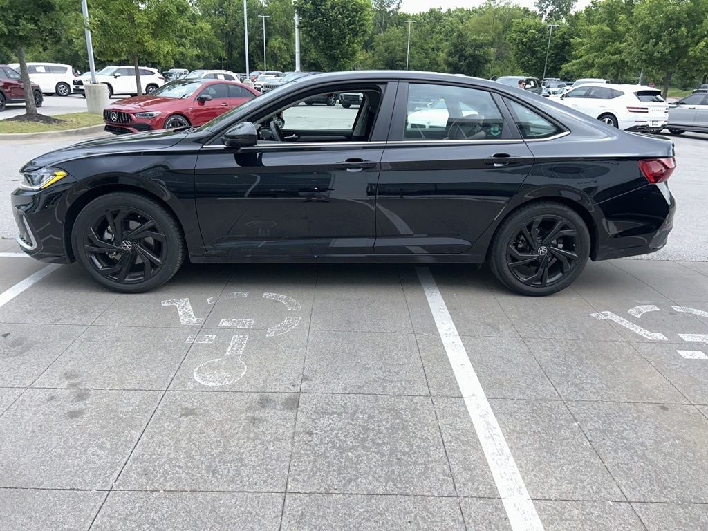 2025 Volkswagen Jetta 1.5T SE