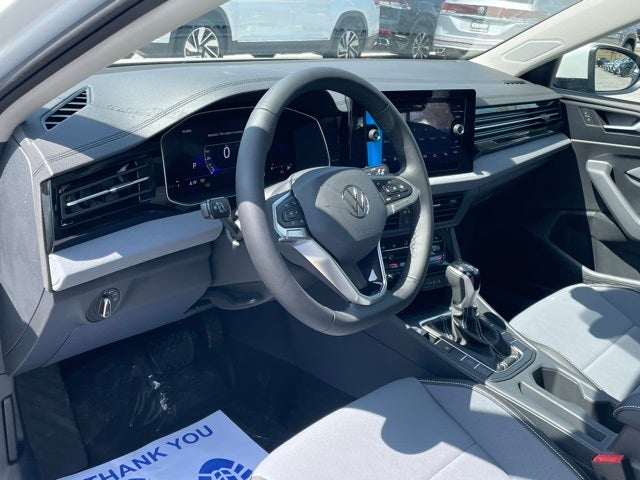 2025 Volkswagen Jetta 1.5T SE