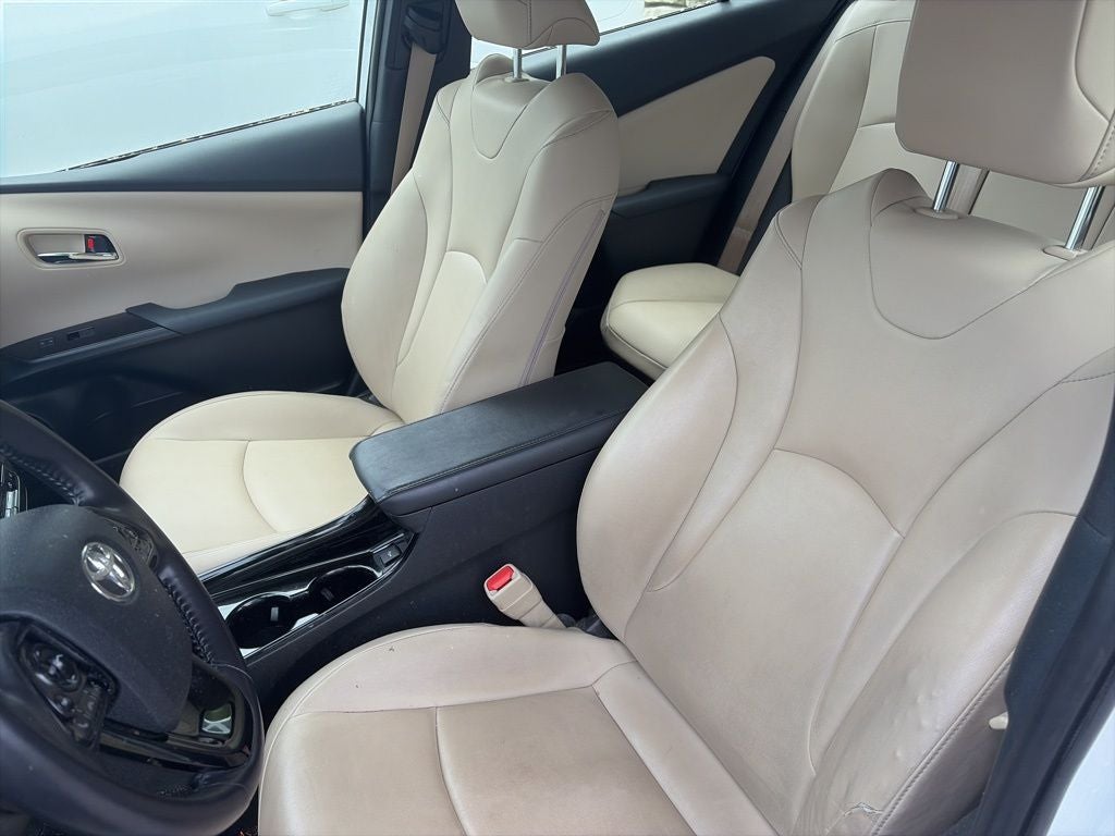 2022 Toyota Prius XLE