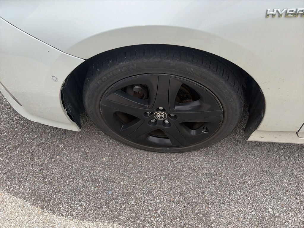 2022 Toyota Prius XLE