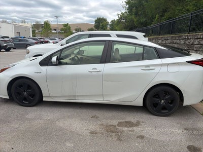 2022 Toyota Prius XLE
