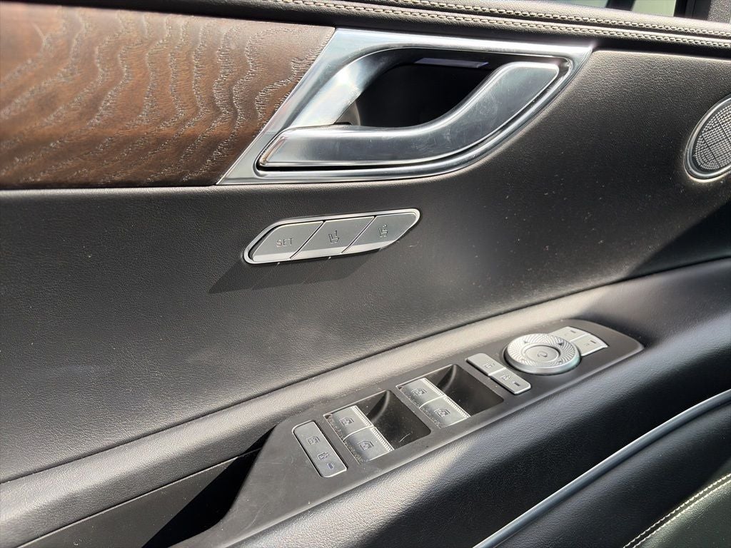 2024 Genesis GV80 3.5T AWD 14.5" DISPLAY