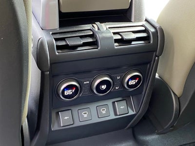 2021 Land Rover Defender 110 SE