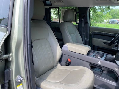 2021 Land Rover Defender 110 SE