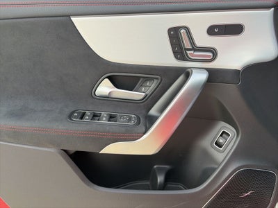 2025 Mercedes-Benz CLA CLA 35 AMG® CLEAN CARFAX 1 OWNER