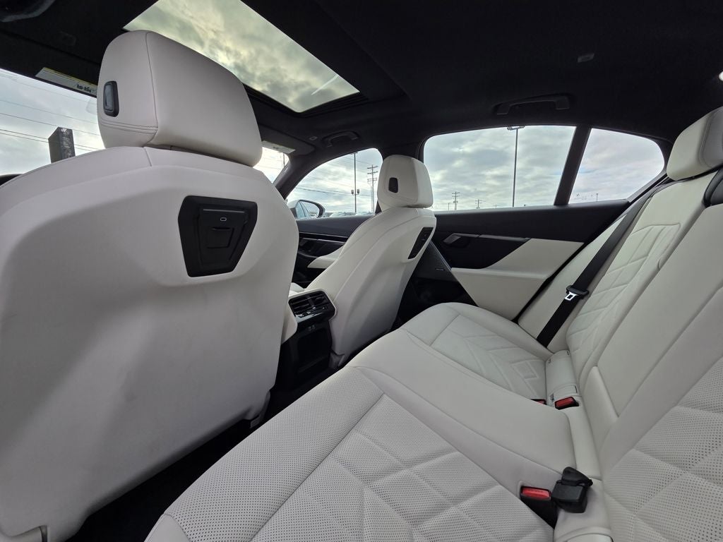 2024 BMW 5 Series 530i