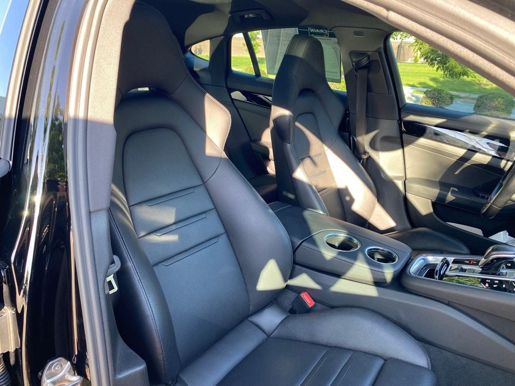2022 Porsche Panamera 4S