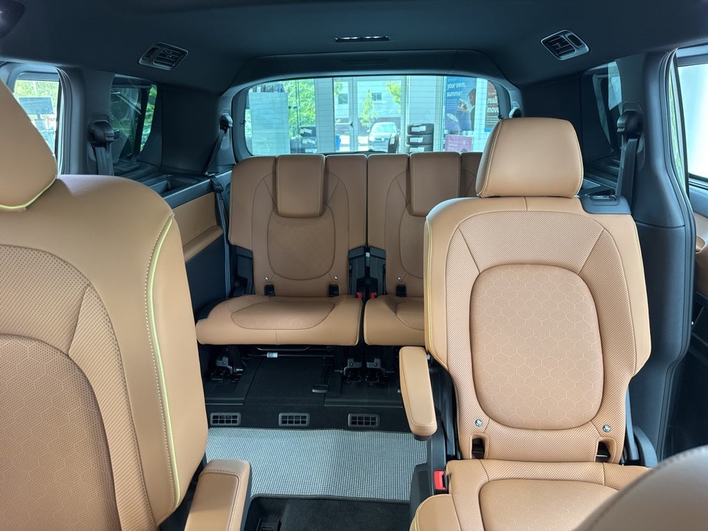 2025 Volkswagen ID. Buzz Pro S Plus