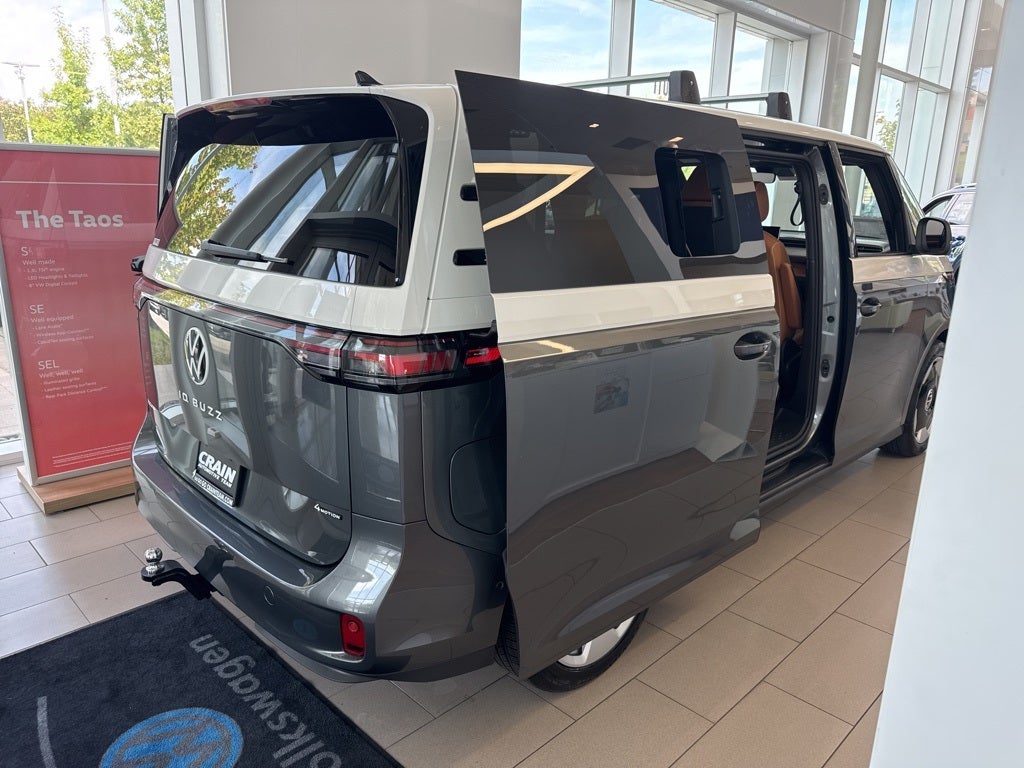 2025 Volkswagen ID. Buzz Pro S Plus