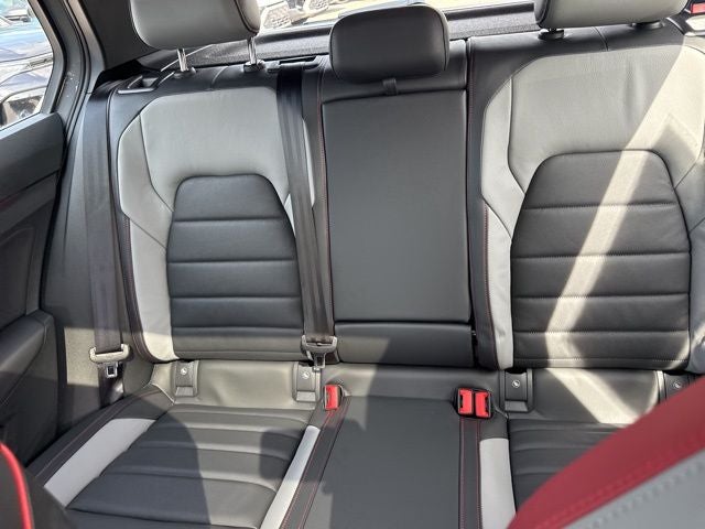 2025 Volkswagen Golf GTI 2.0T SE