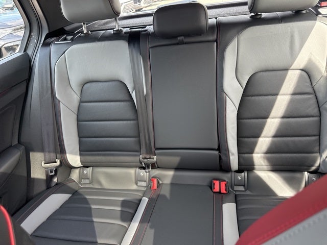 2025 Volkswagen Golf GTI 2.0T SE