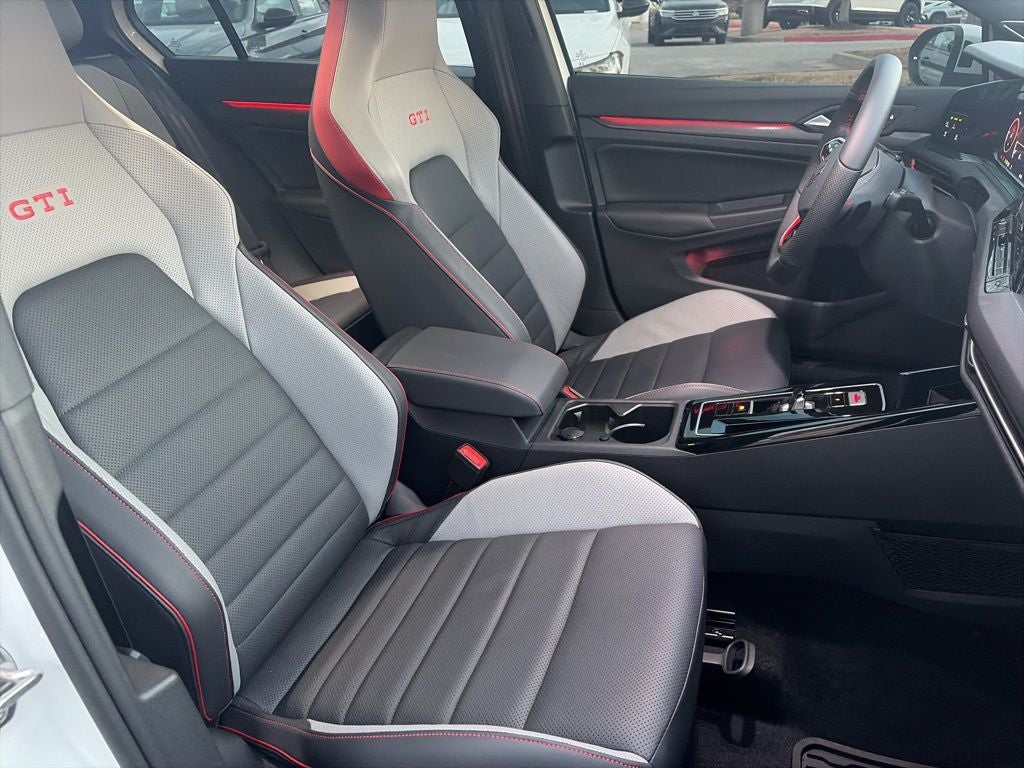 2024 Volkswagen Golf GTI 2.0T SE 1 OWNER LOCAL TRADE