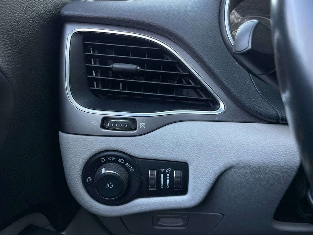 2021 Jeep Cherokee Latitude Plus