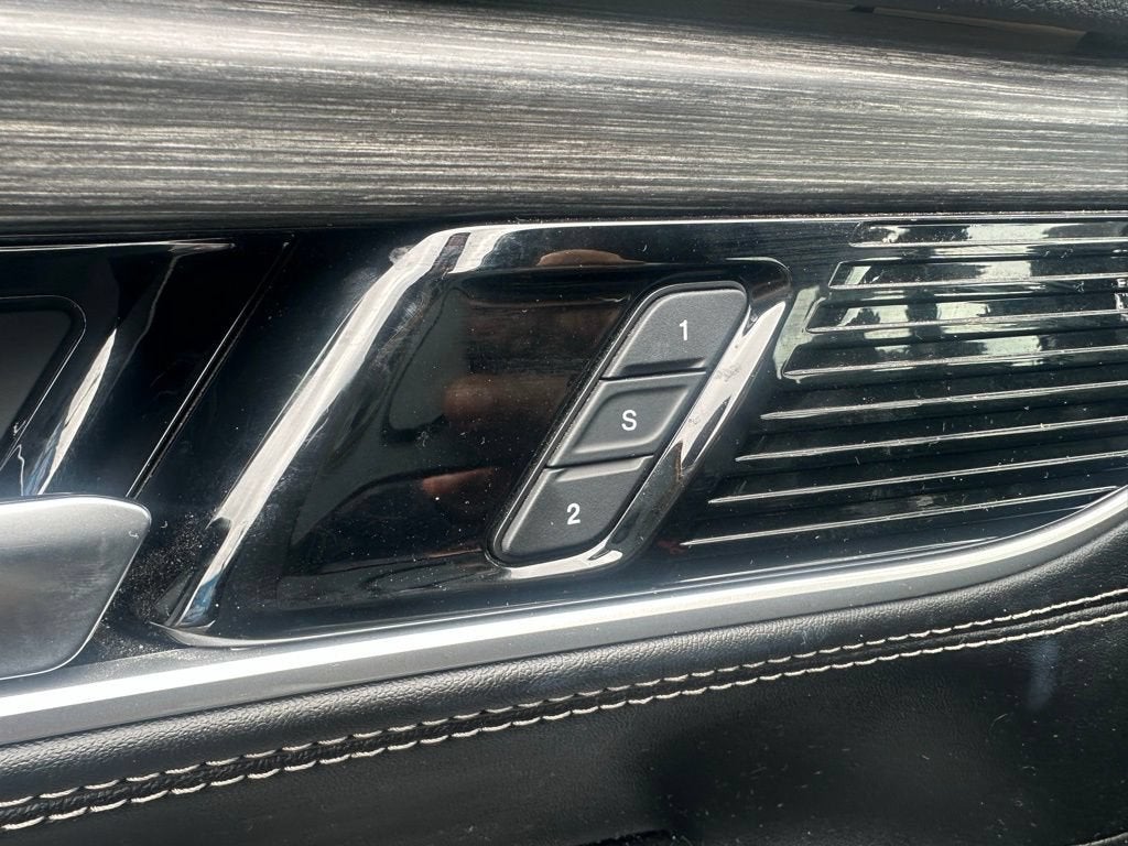 2023 Jeep Wagoneer Series III