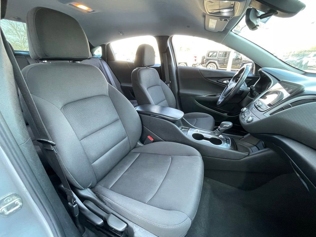 2021 Chevrolet Malibu RS