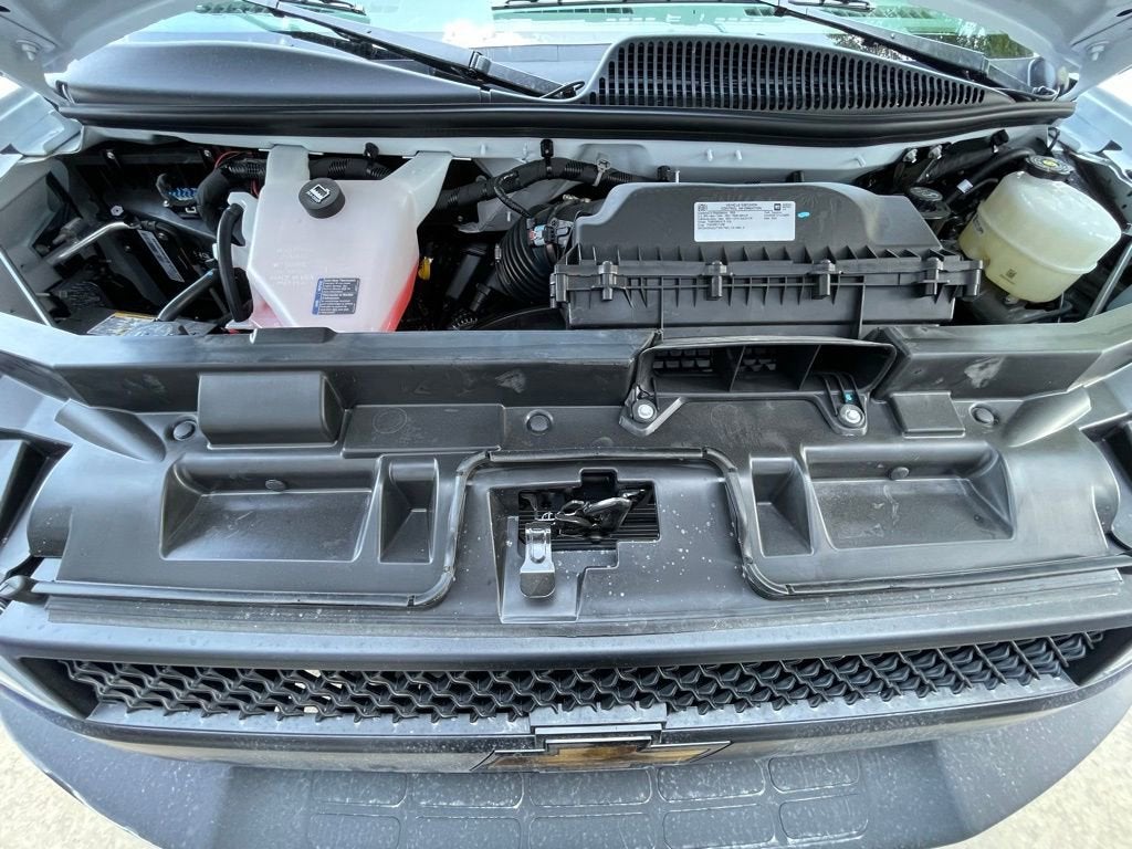 2026 Chevrolet Express Passenger LS