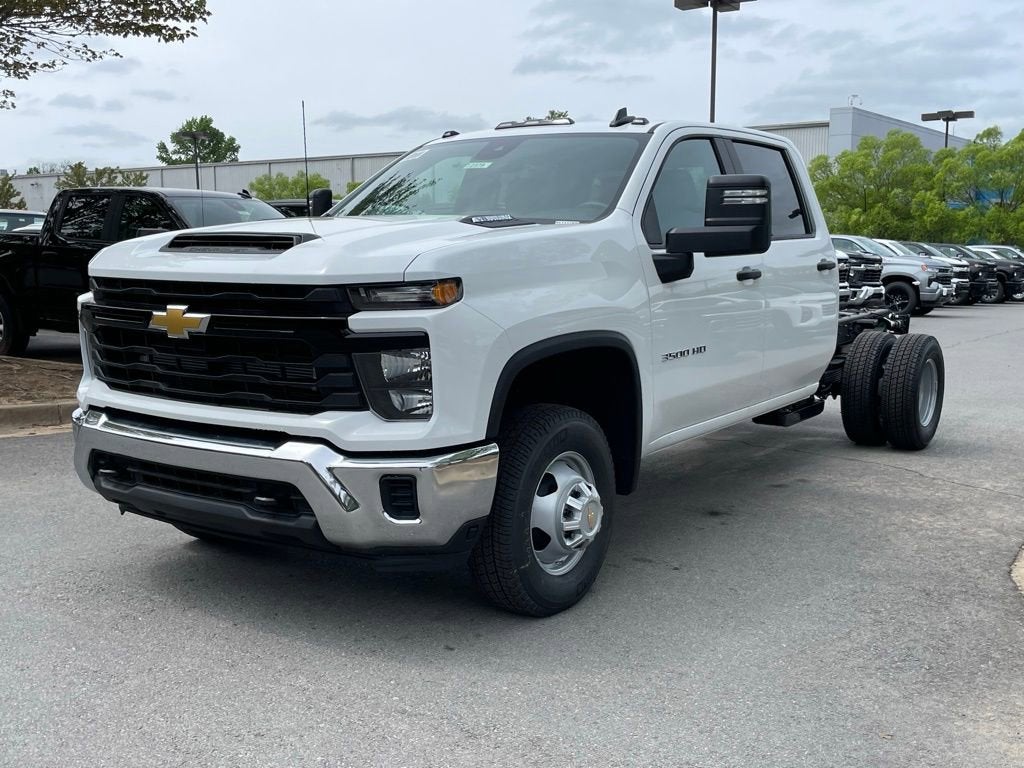 2026 Chevrolet Silverado 3500 HD Chassis Cab Work Truck