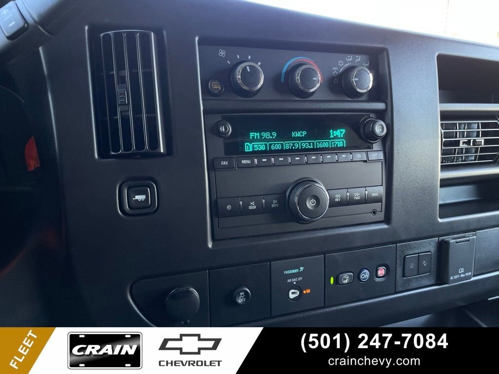 2025 Chevrolet Express Cargo 2500 WT