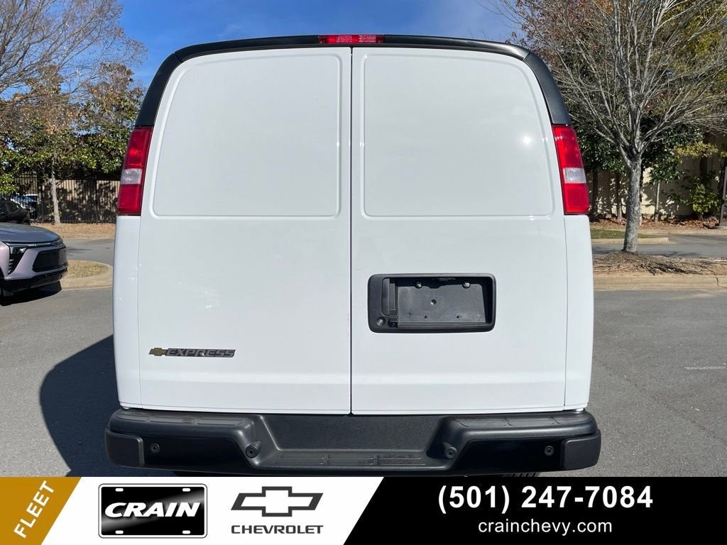 2025 Chevrolet Express Cargo 2500 WT