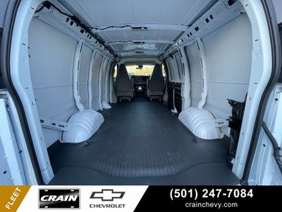 2025 Chevrolet Express Cargo WT