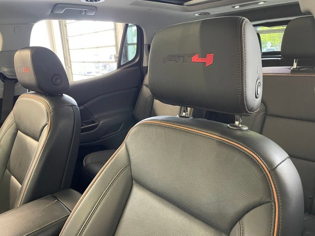 2022 GMC Acadia AT4