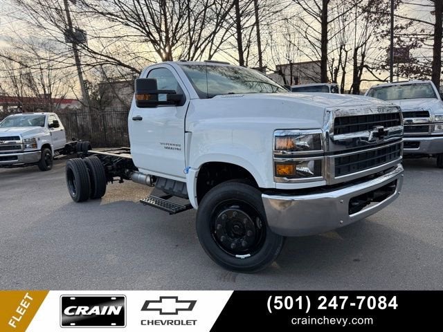 2024 Chevrolet Silverado 5500 HD Work Truck