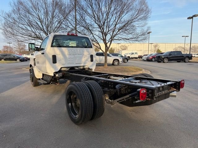 2024 Chevrolet Silverado 5500 HD Work Truck