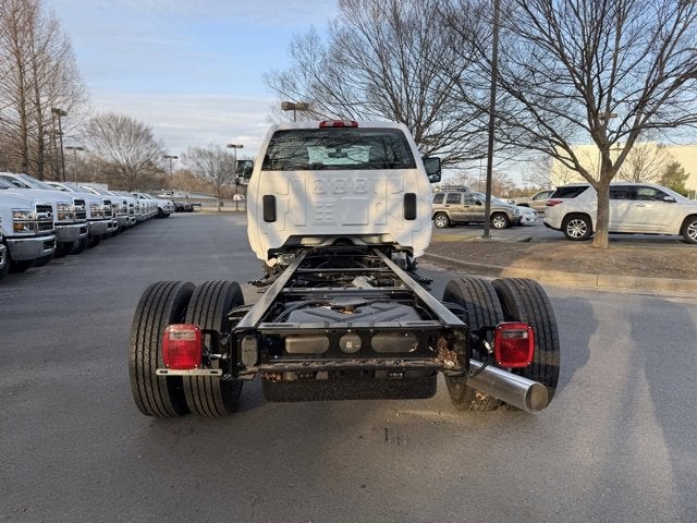 2024 Chevrolet Silverado 5500 HD Work Truck