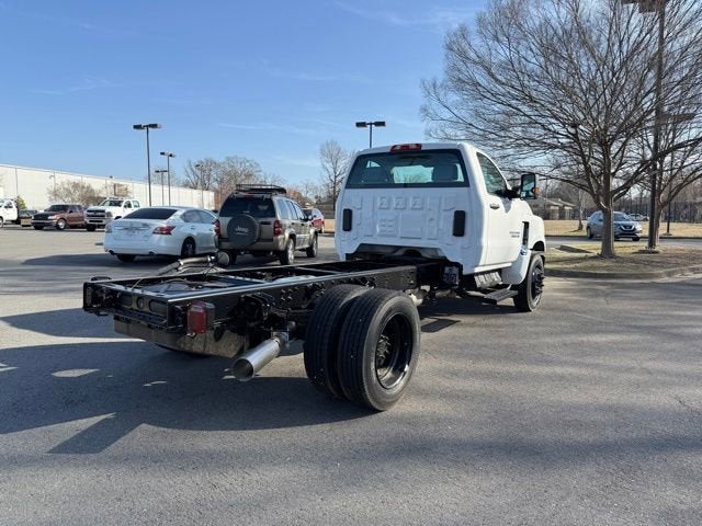 2024 Chevrolet Silverado 5500 HD Work Truck