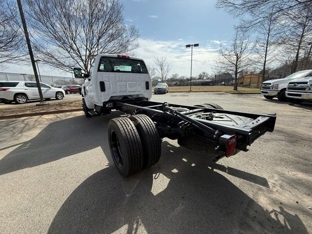 2024 Chevrolet Silverado 5500 HD Work Truck