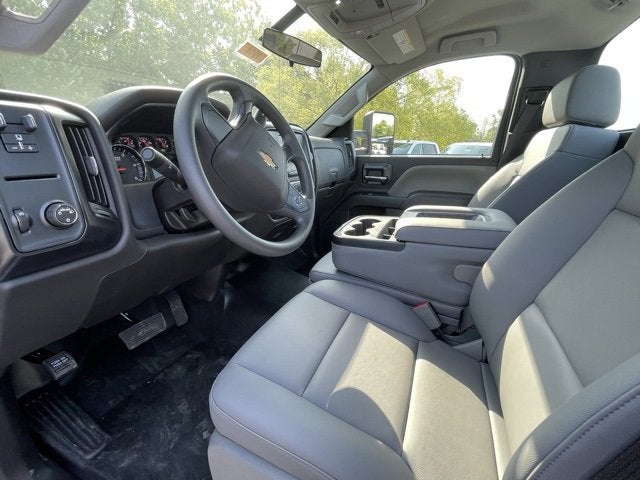 2024 Chevrolet Silverado 5500 HD Work Truck