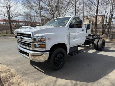 2024 Chevrolet Silverado 5500 HD Work Truck